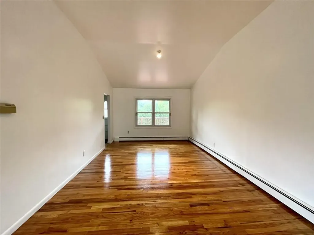 11 Balmoral Crescent White Plains NY 10607