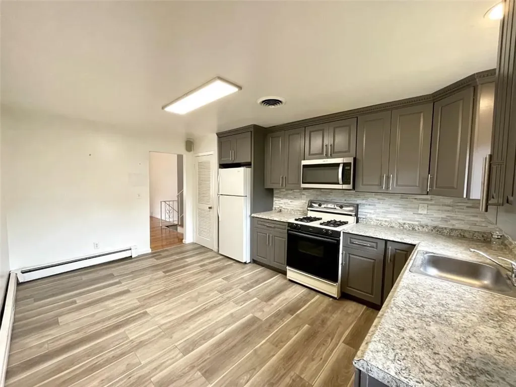 11 Balmoral Crescent White Plains NY 10607