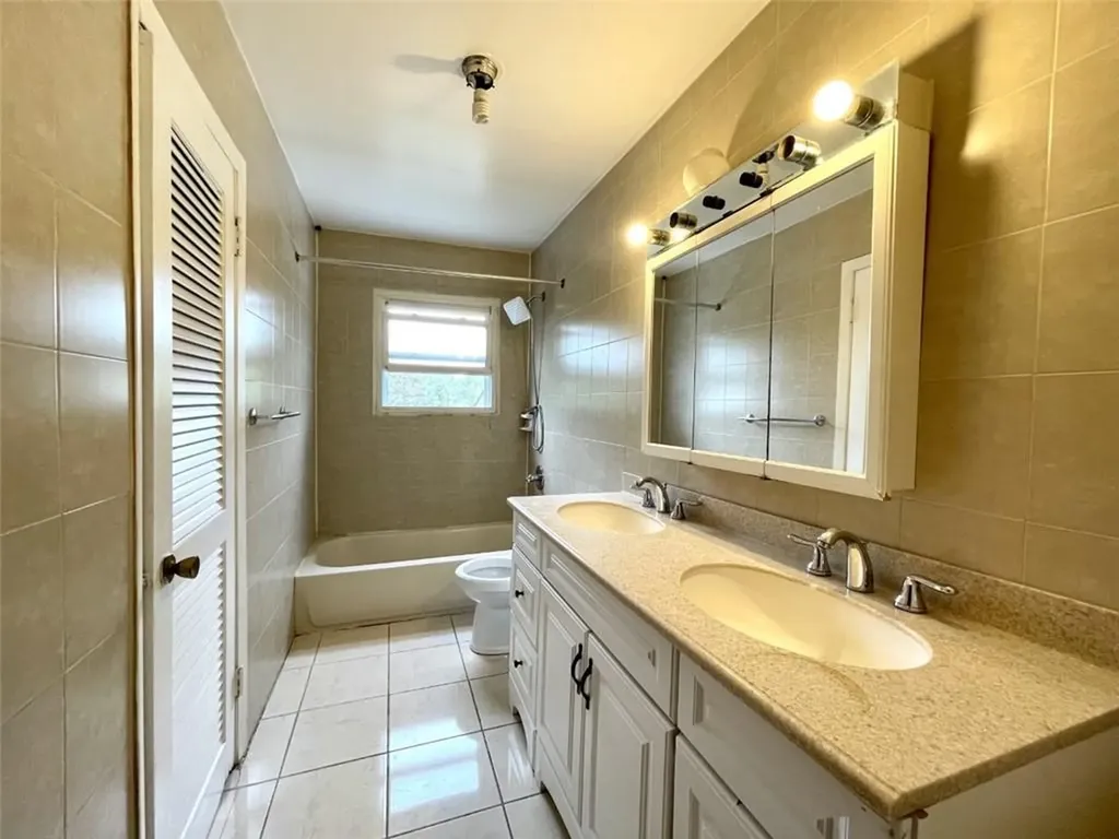 11 Balmoral Crescent White Plains NY 10607