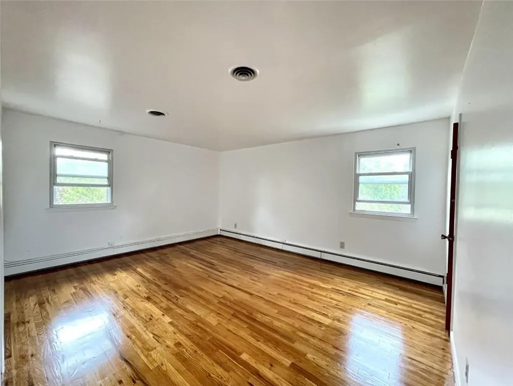 11 Balmoral Crescent White Plains NY 10607