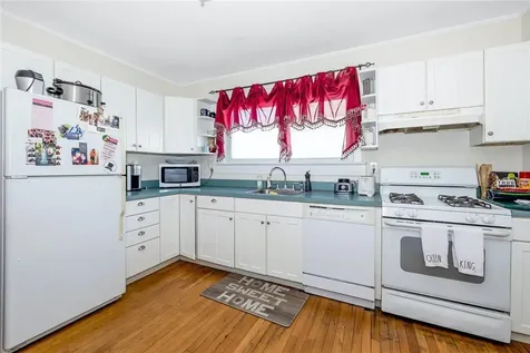 47 Saratoga Avenue Pleasantville NY 10570