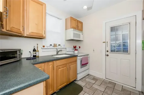 47 Saratoga Avenue Pleasantville NY 10570