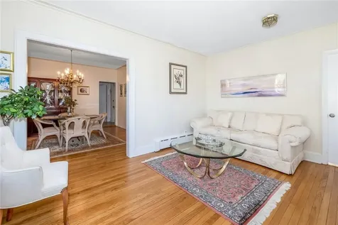 47 Saratoga Avenue Pleasantville NY 10570