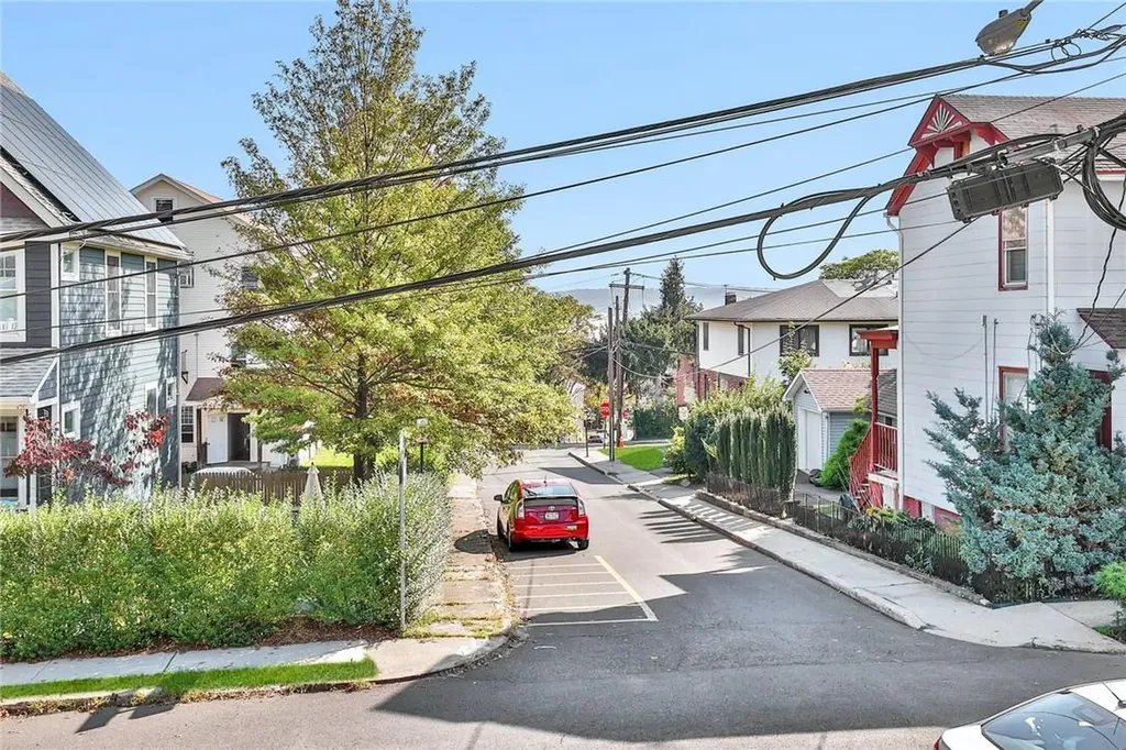 20 Summit Street Nyack NY 10960