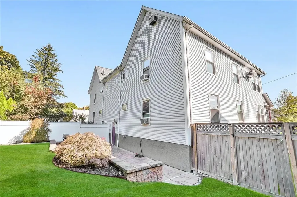 20 Summit Street Nyack NY 10960