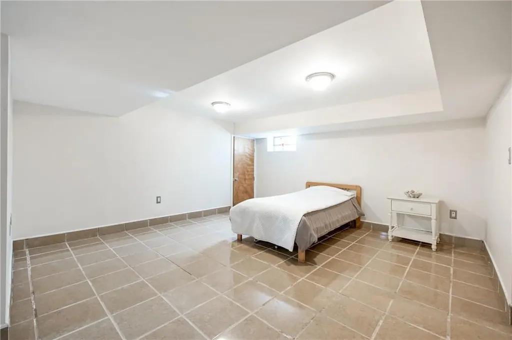 17 Doris Drive Scarsdale NY 10583