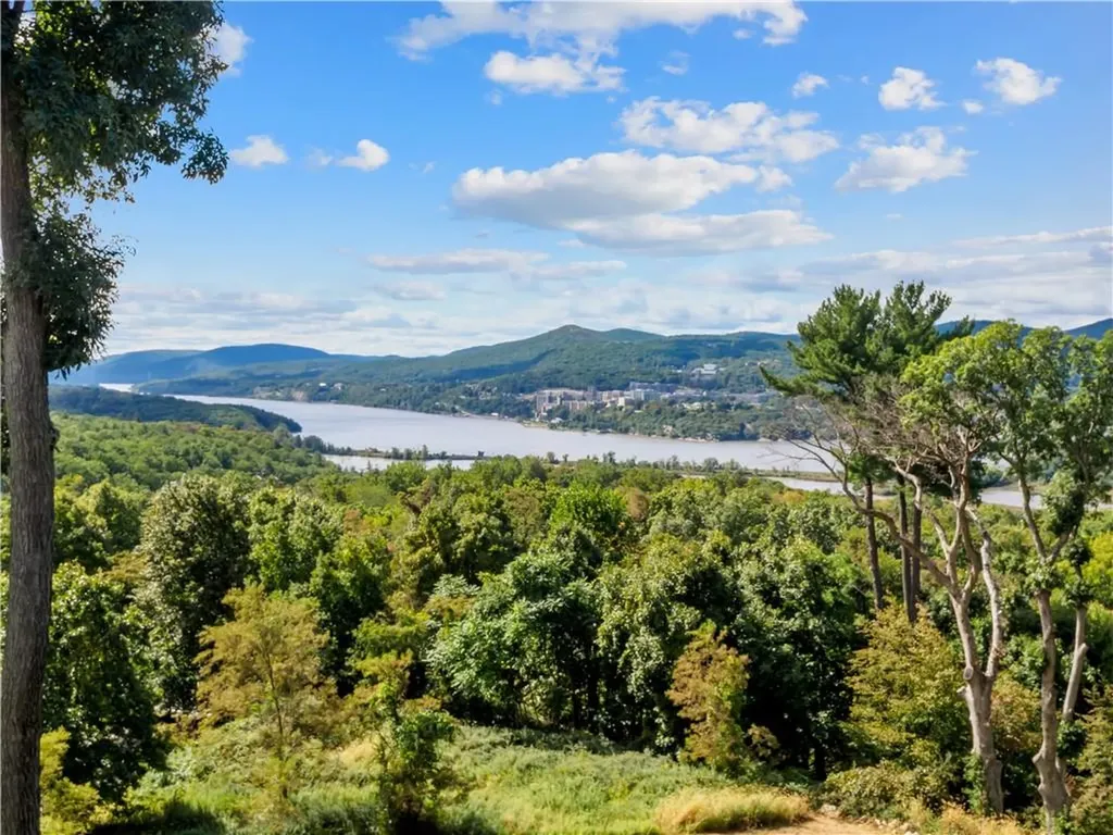 1492 Route 9d Garrison NY 10524