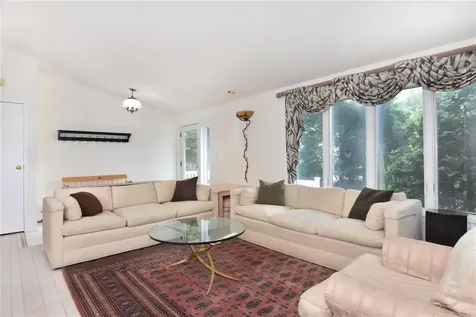 250 Forest Boulevard Ardsley NY 10502