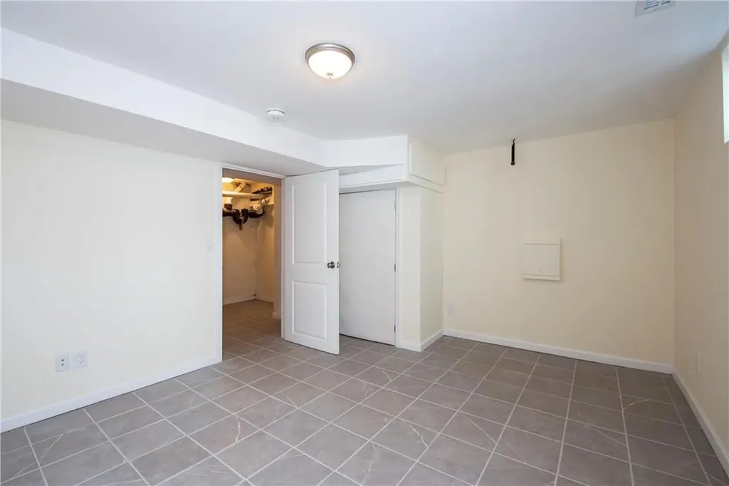 70 Harding Avenue White Plains NY 10606