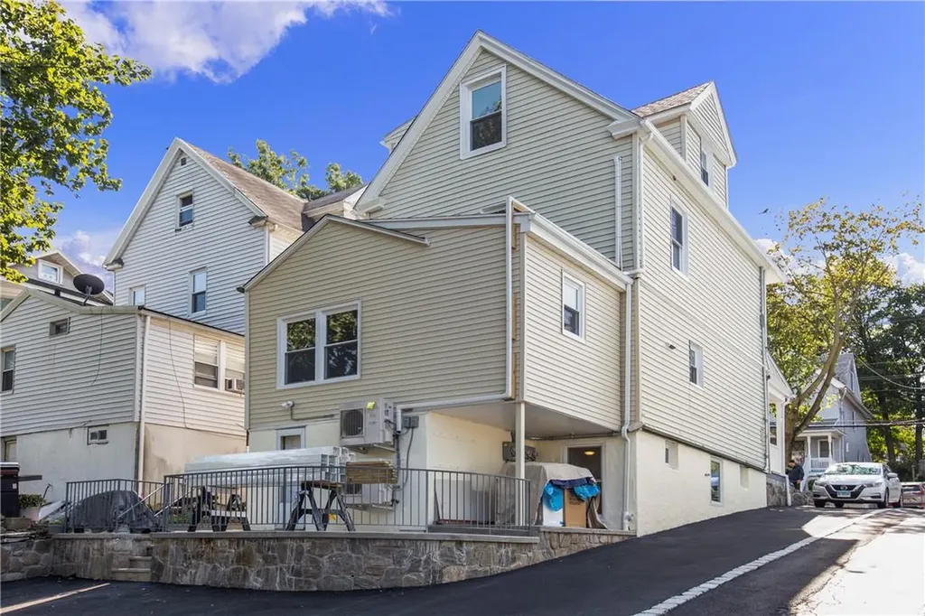 70 Harding Avenue White Plains NY 10606