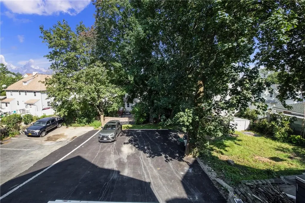 70 Harding Avenue White Plains NY 10606
