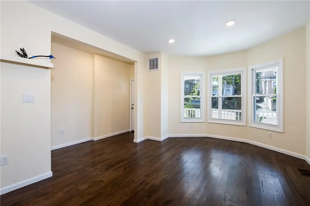 70 Harding Avenue White Plains NY 10606