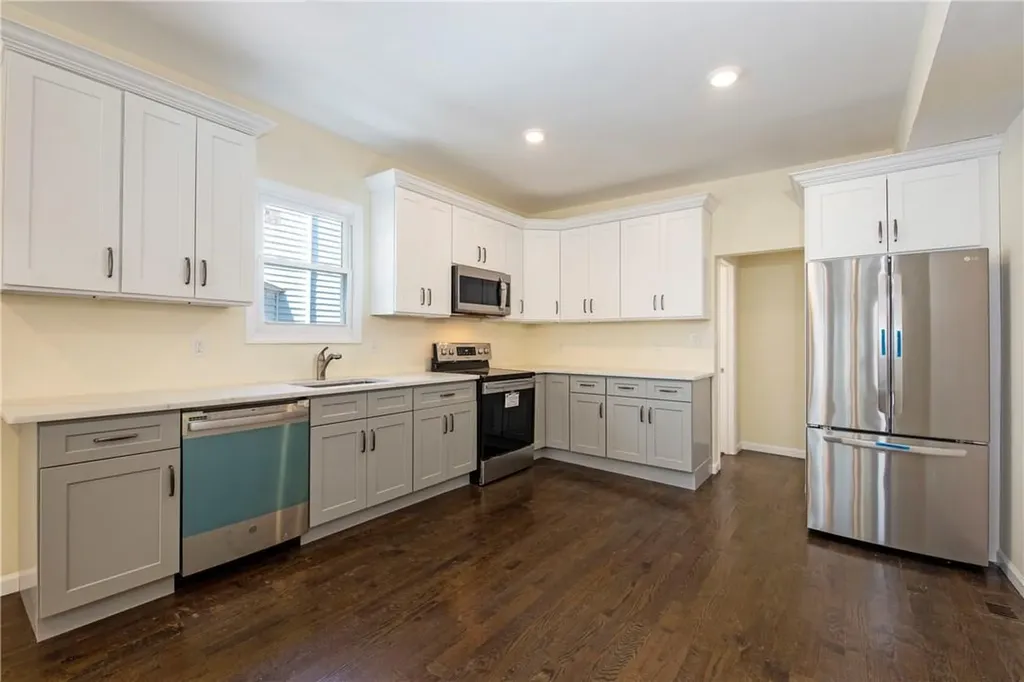 70 Harding Avenue White Plains NY 10606