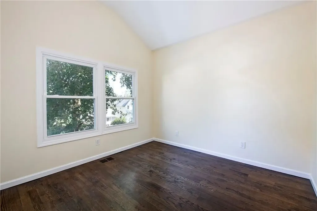 70 Harding Avenue White Plains NY 10606