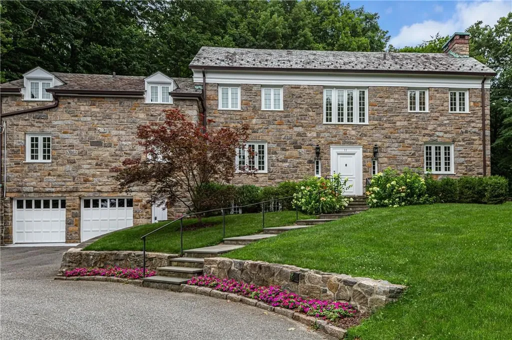 11 Library Lane Bronxville NY 10708