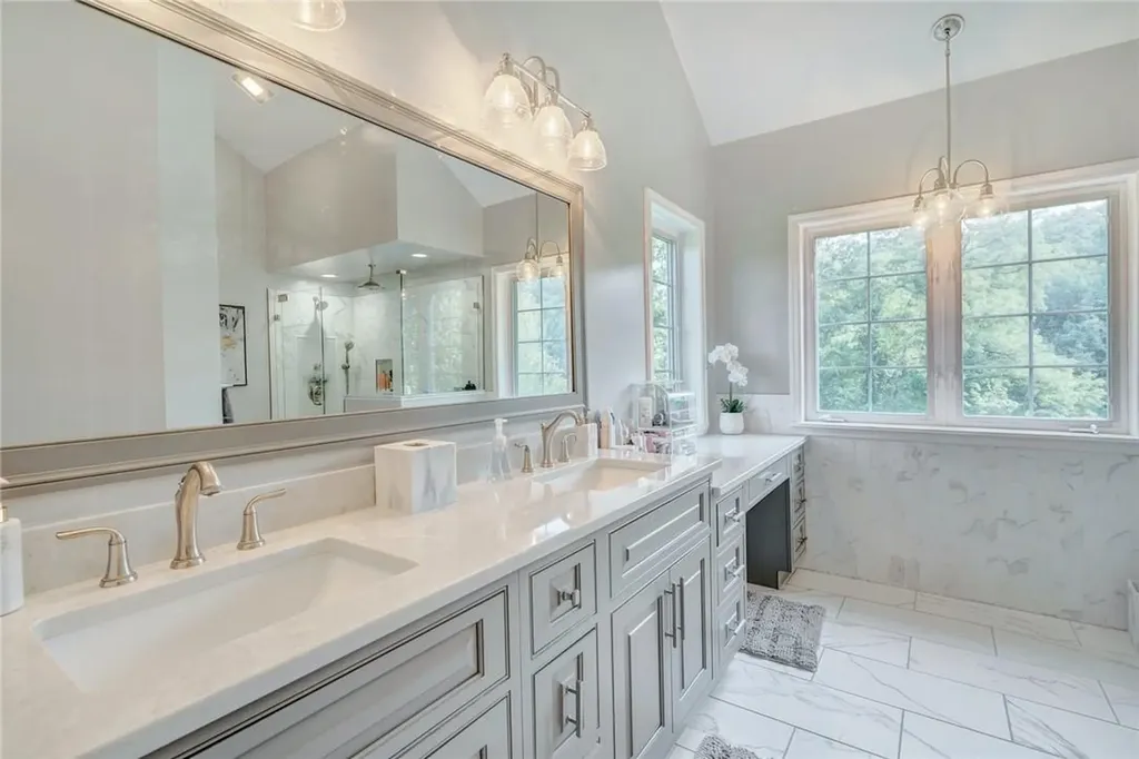312 Old Post Road Marlboro NY 12542