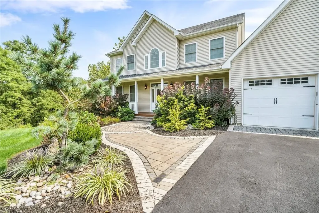 312 Old Post Road Marlboro NY 12542