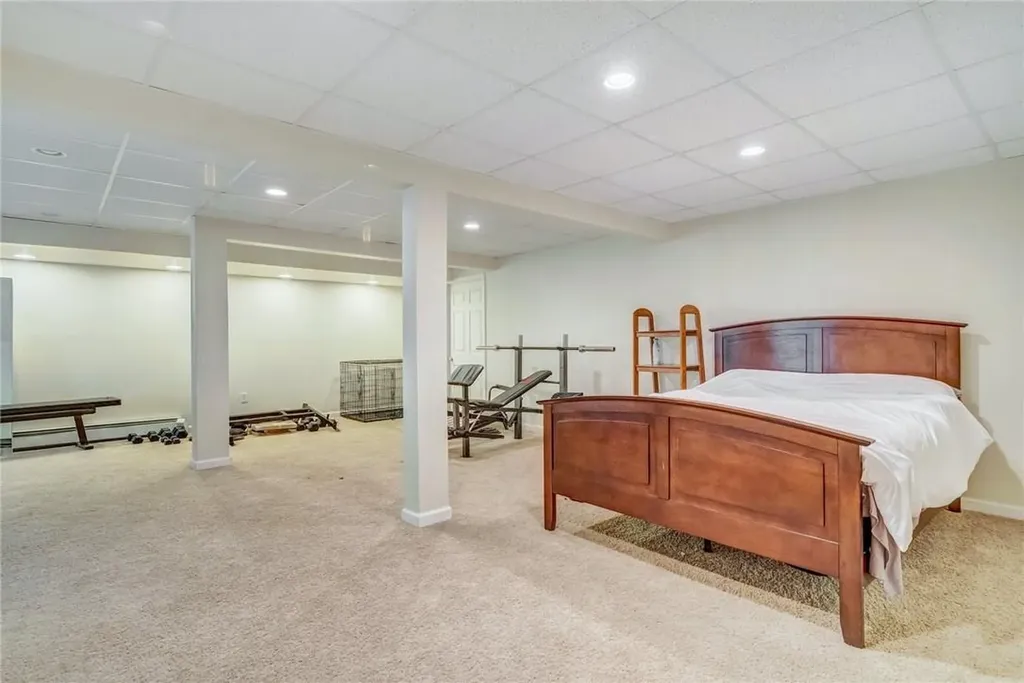 312 Old Post Road Marlboro NY 12542