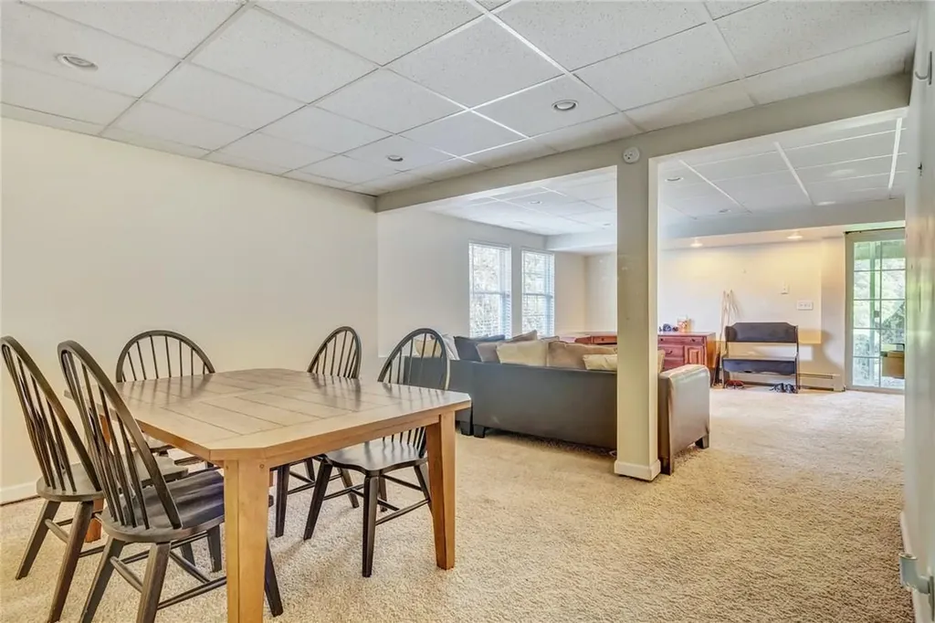 312 Old Post Road Marlboro NY 12542