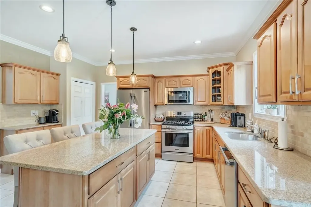 312 Old Post Road Marlboro NY 12542