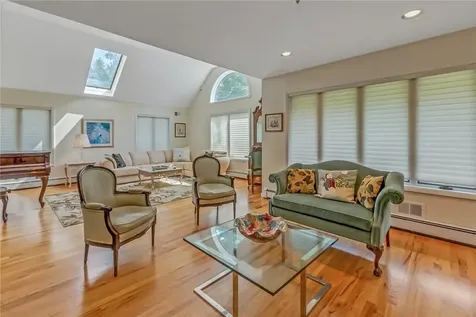 4 Hidden Glen Road Scarsdale NY 10583
