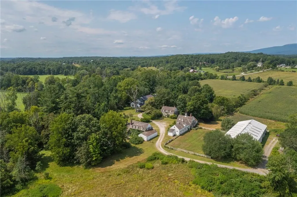 2079 Bruynswick Road Wallkill NY 12589