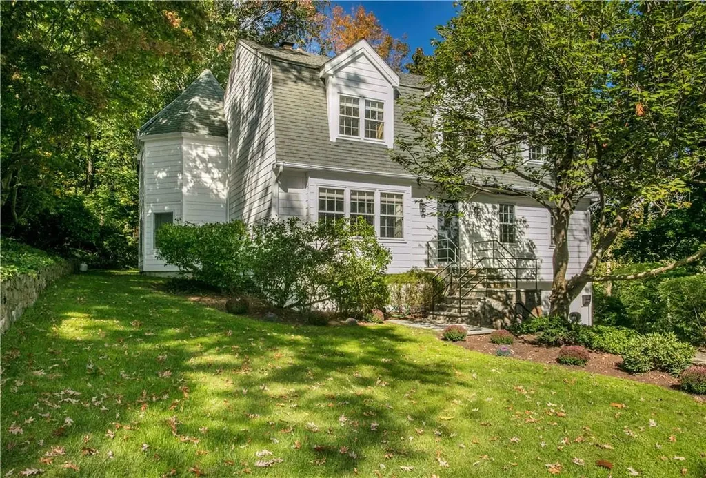 7 Highridge Road Larchmont NY 10538