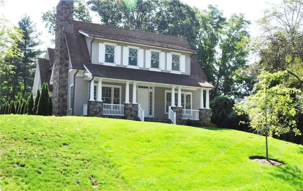 138 Fox Meadow Road Scarsdale NY 10583