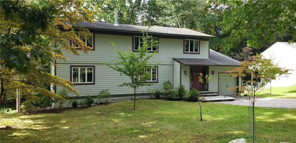 79 Harris Road Katonah NY 10536