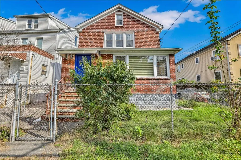 145 S 13th Avenue Mount Vernon NY 10550
