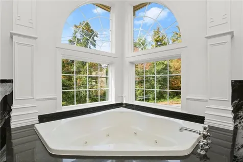 100 Whippoorwill Road E Armonk NY 10504