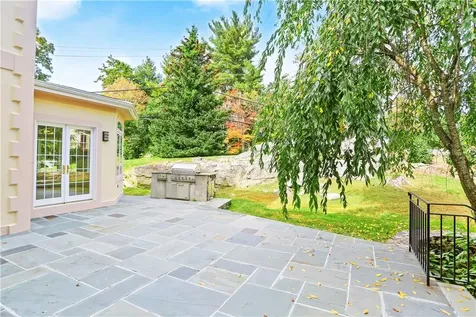 100 Whippoorwill Road E Armonk NY 10504