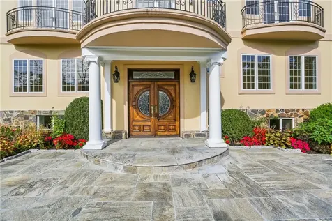 100 Whippoorwill Road E Armonk NY 10504