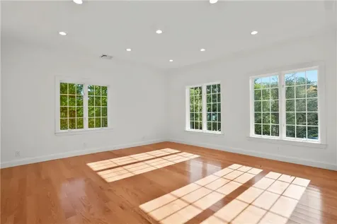 100 Whippoorwill Road E Armonk NY 10504