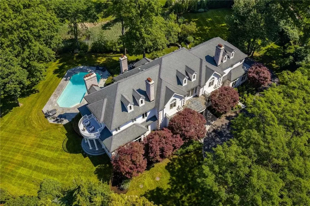 4 Barron Place Rye NY 10580