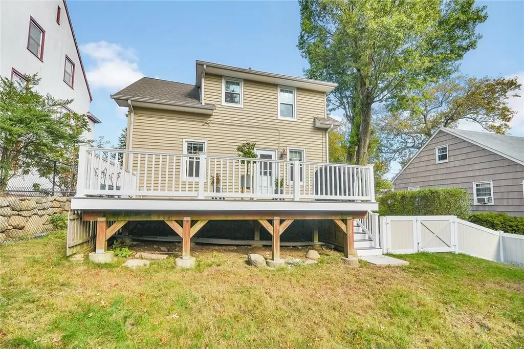 26 Hunt Avenue Pearl River NY 10965