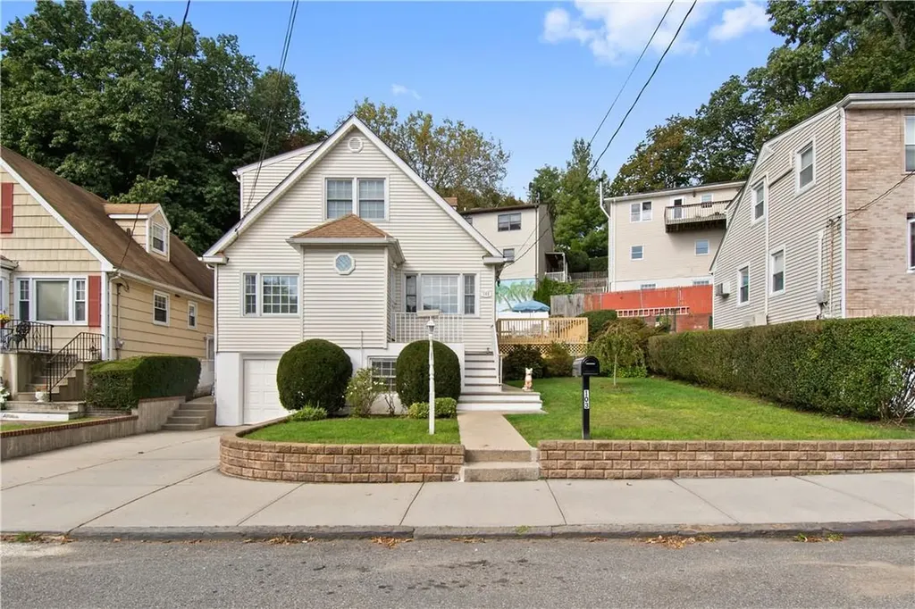 103 Linn Avenue Yonkers NY 10705