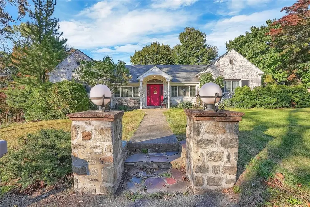14 Highridge Road Mahopac NY 10541
