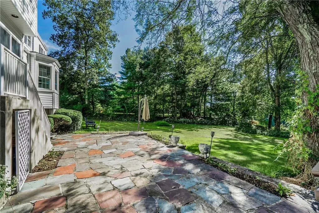 40 Taylor Road Valhalla NY 10595