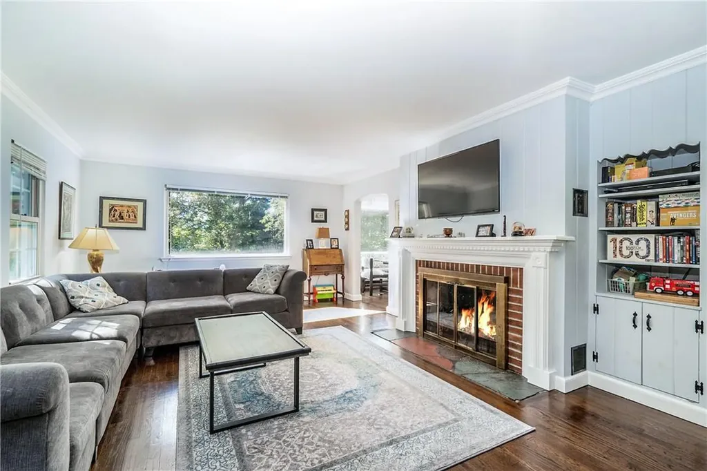 40 Taylor Road Valhalla NY 10595