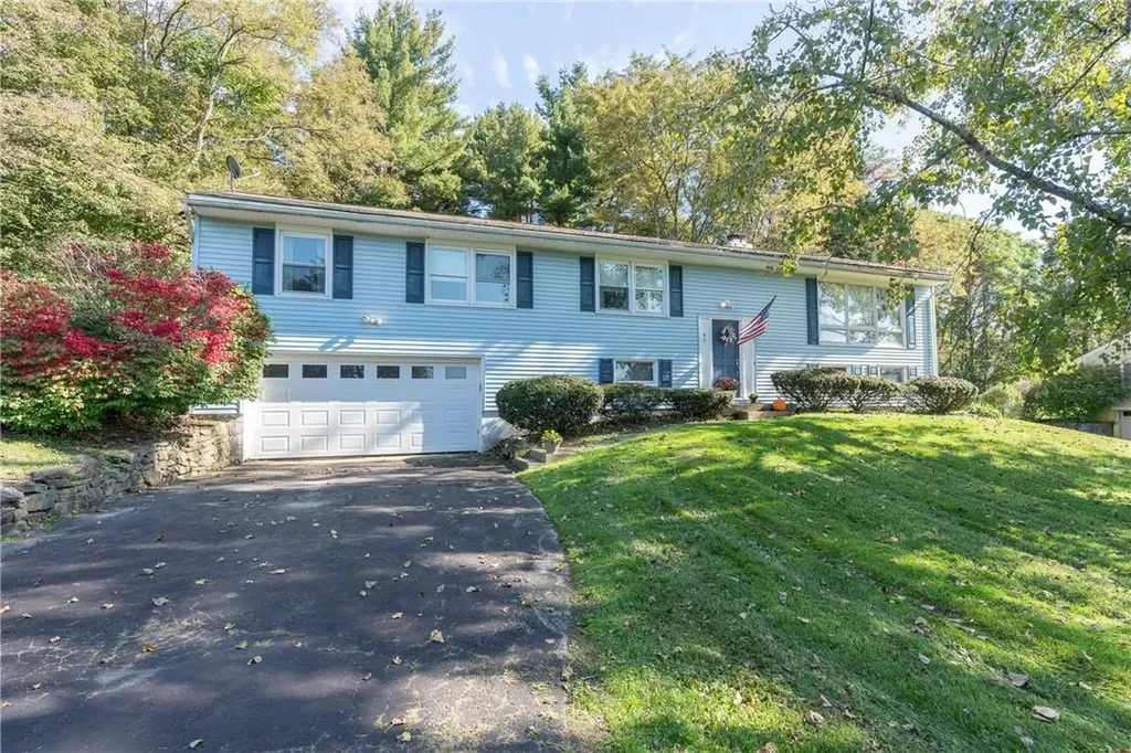 45 Clover Hill Drive Poughkeepsie NY 12603