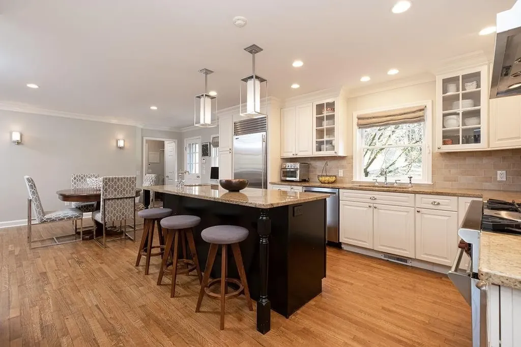 24 West Way Chappaqua NY 10514
