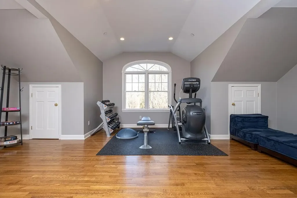 24 West Way Chappaqua NY 10514