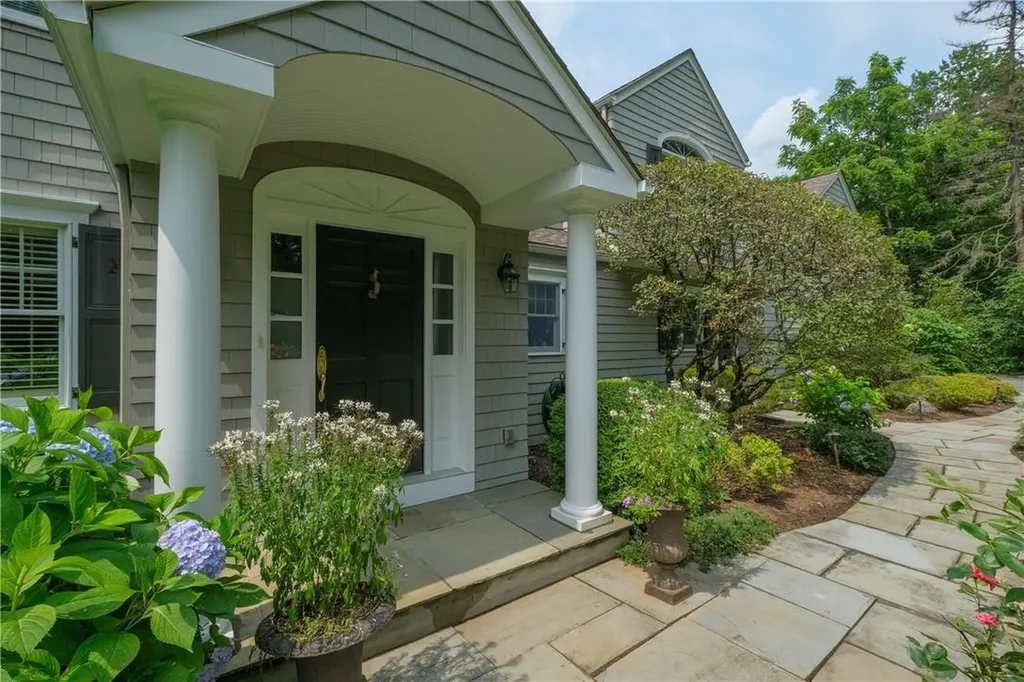 24 West Way Chappaqua NY 10514