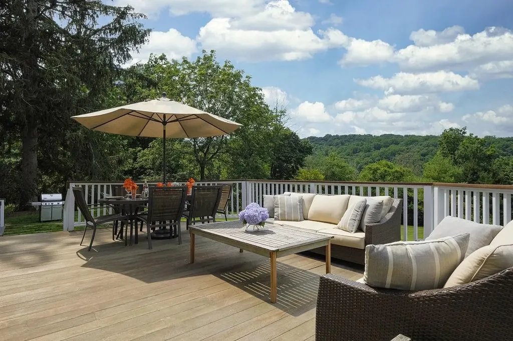 24 West Way Chappaqua NY 10514