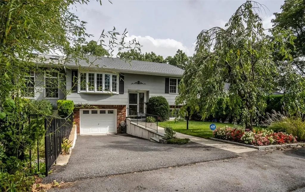 100 Ritchie Drive Yonkers NY 10705