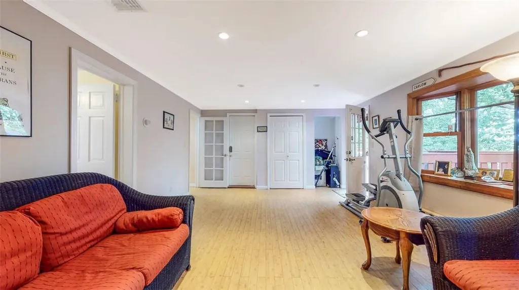100 Ritchie Drive Yonkers NY 10705