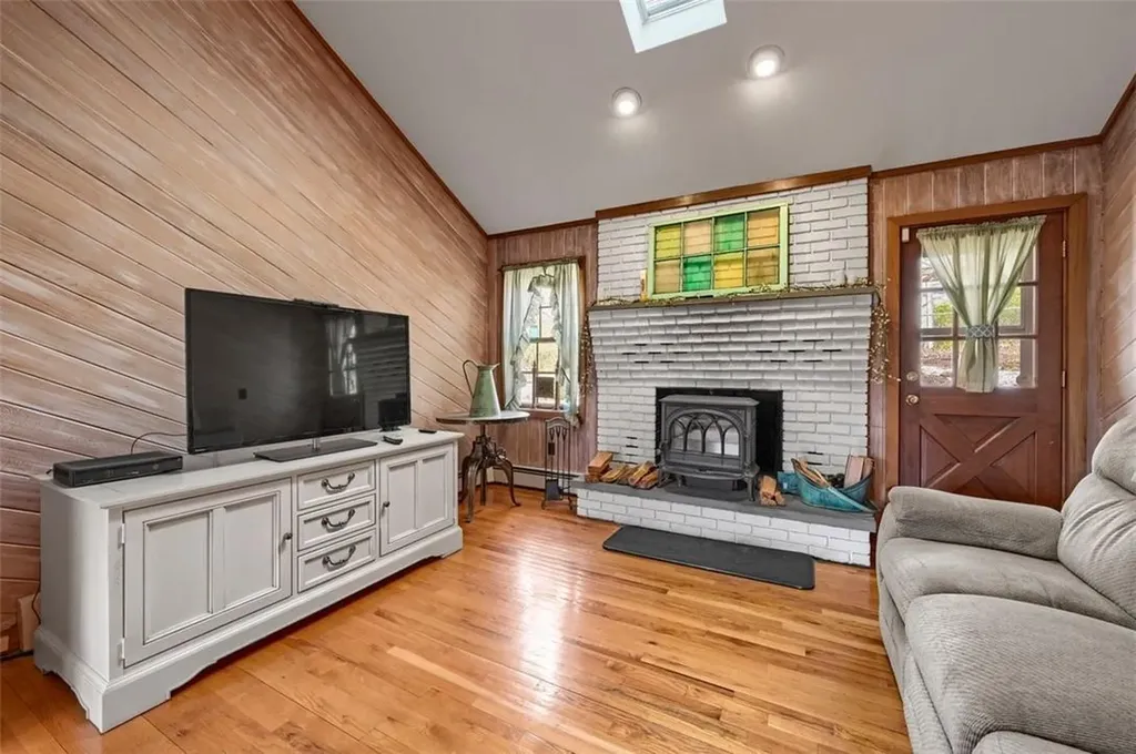 9 Warren Court Cornwall NY 12518
