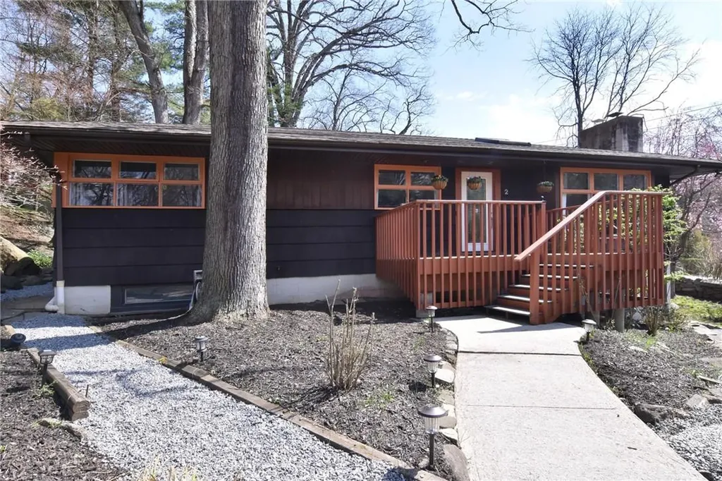 2 Deertrack Lane Irvington NY 10533