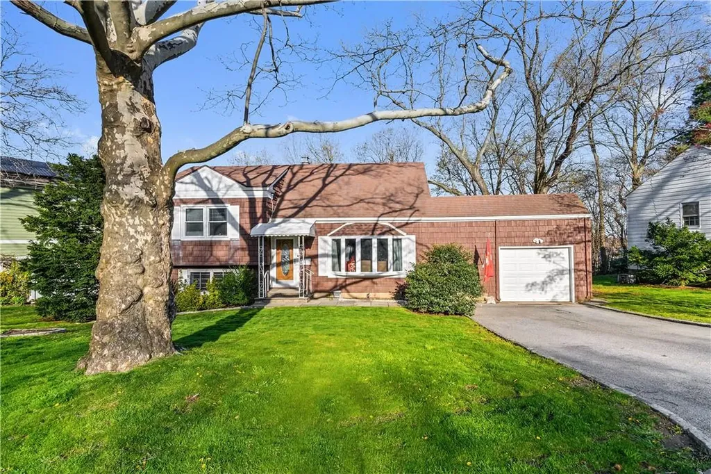 9 Kincaid Drive Yonkers NY 10710